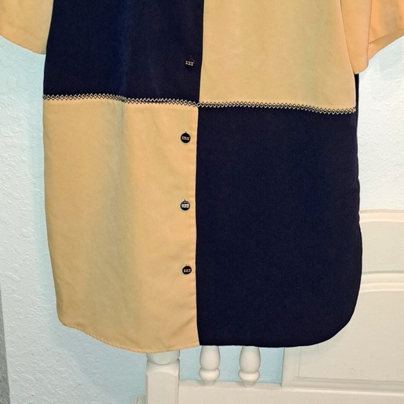 Betsy's Things Vintage button down top vintage size 10 - Picture 3 of 9